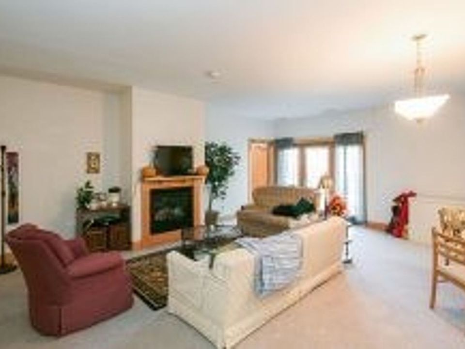 1st image of 220 River St APT 1B
