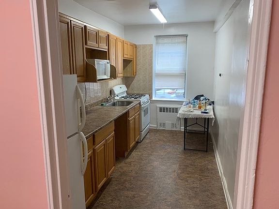 5th image of 105-25 65th Ave APT 1G