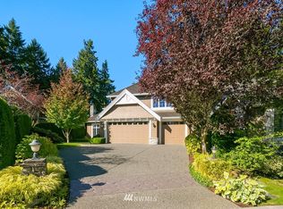 19148 NE 44th Ct, Sammamish, WA 98074