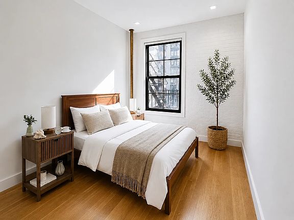 3rd image of 7 Rivington St APT 10
