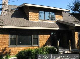 1157 Lexington Ridge Ct, Eagan, MN 55121