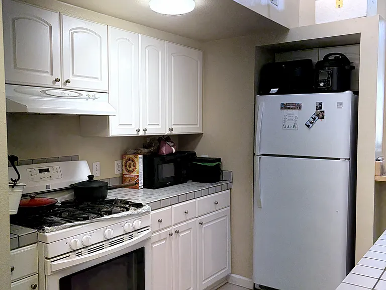 190 Ridgeway Ave #B — Photo 12