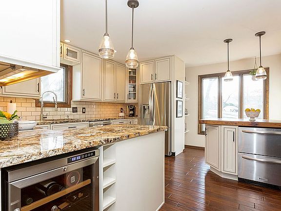 amazing kitchen!