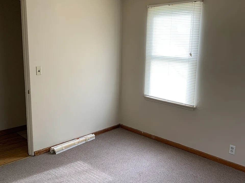 404 E Mulberry St #2