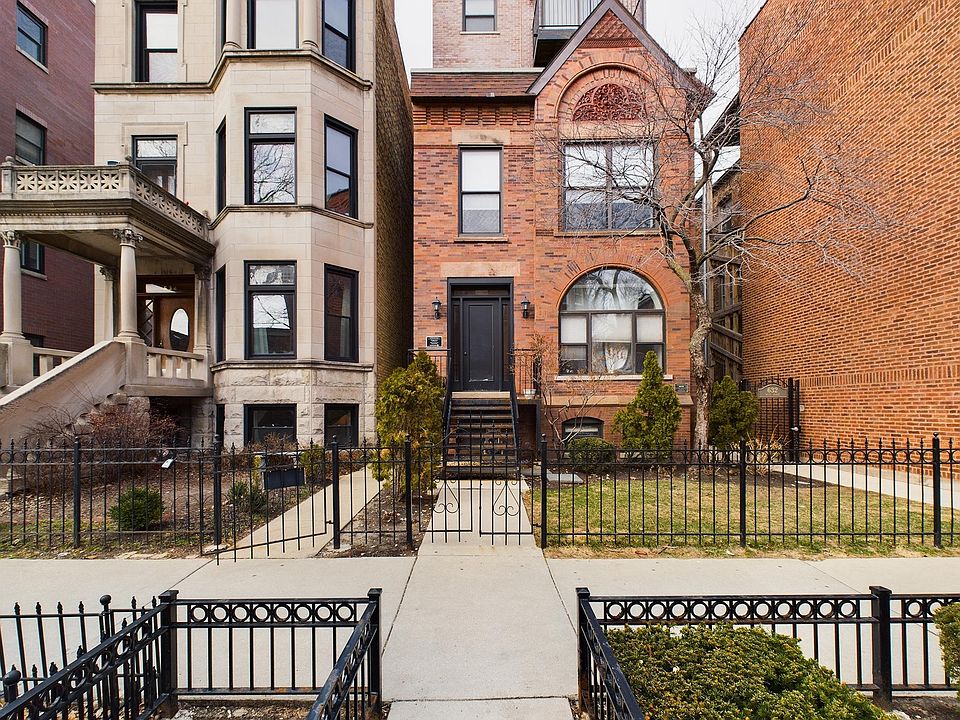 1st image of 632 W Barry Ave #G1