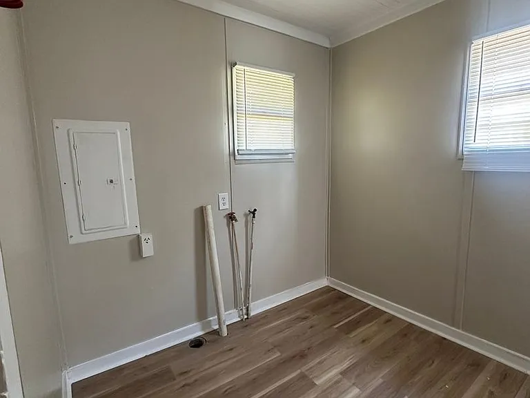 146 Wilson St — Photo 7