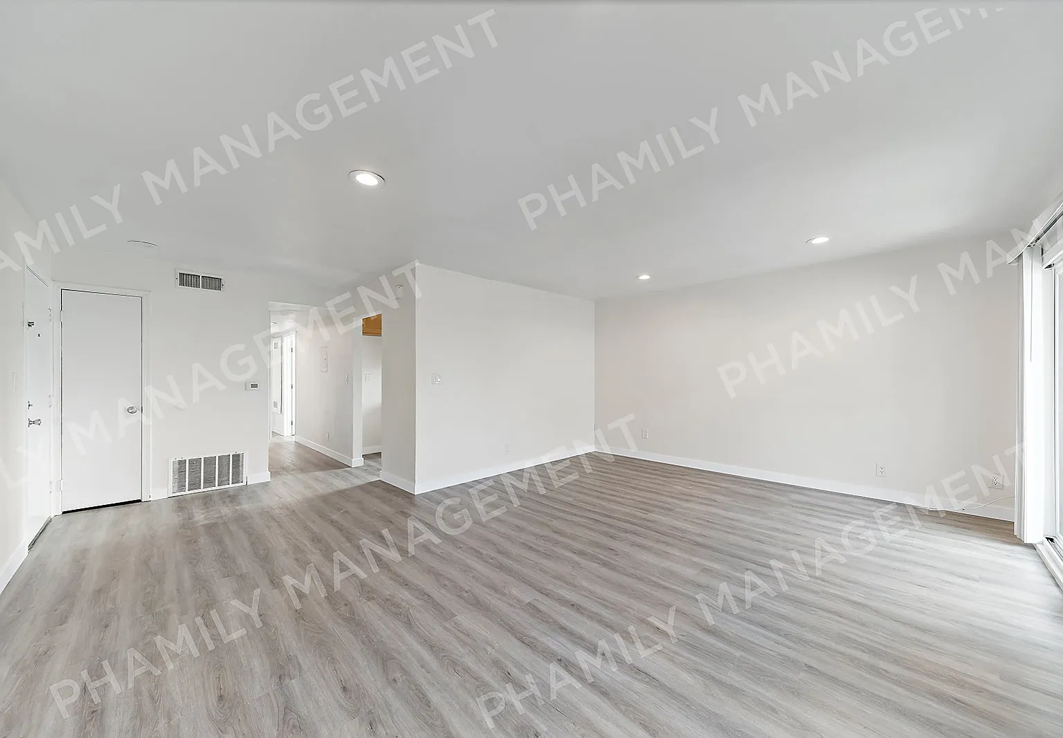 6414 York Blvd — Photo 2