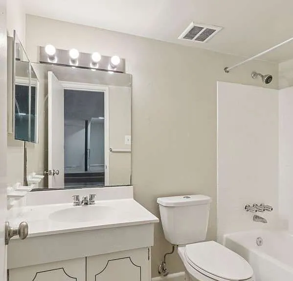 Bathroom-Classic