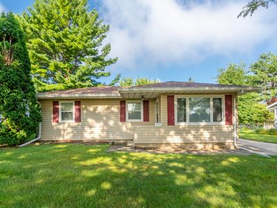 3715 Laurinda Dr, Cedar Falls, IA, 50613