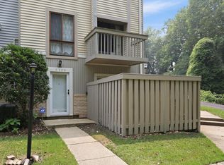 7208 Jillspring Ct #25C, Springfield, VA 22152