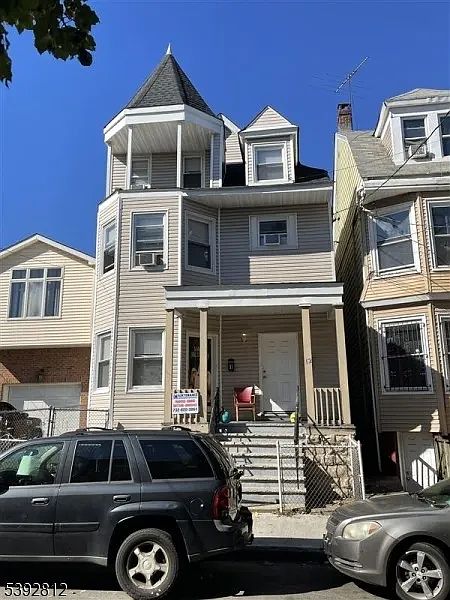 1st image of 62 N 6th St #33