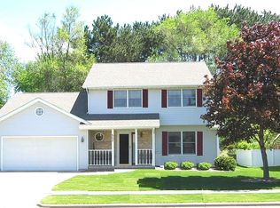 557 21st Ave S, Onalaska, WI 54650