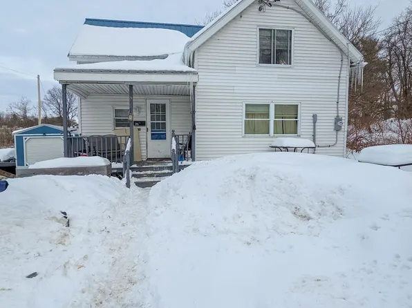 215 Park St, Malone, NY 12953