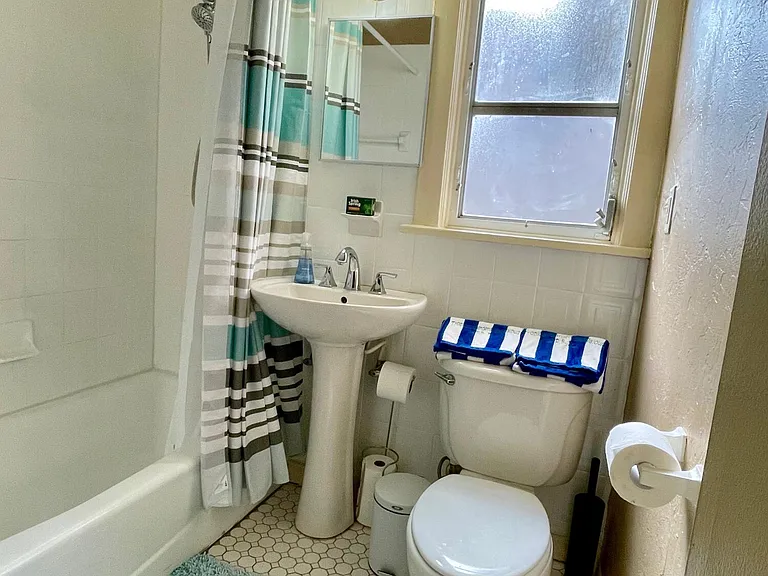 5555 Garden Ave #HOUSE — Photo 5