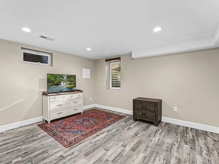 19 Dale Pl — Photo 26
