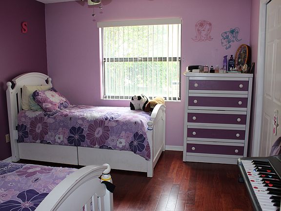 4th image of 2031 Glenbrook Dr