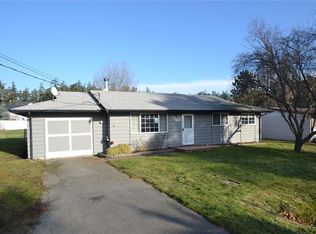 822 Walker Ave, Oak Harbor, WA 98277