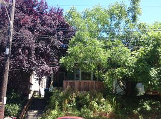 516 12th Ave E, Seattle, WA 98102