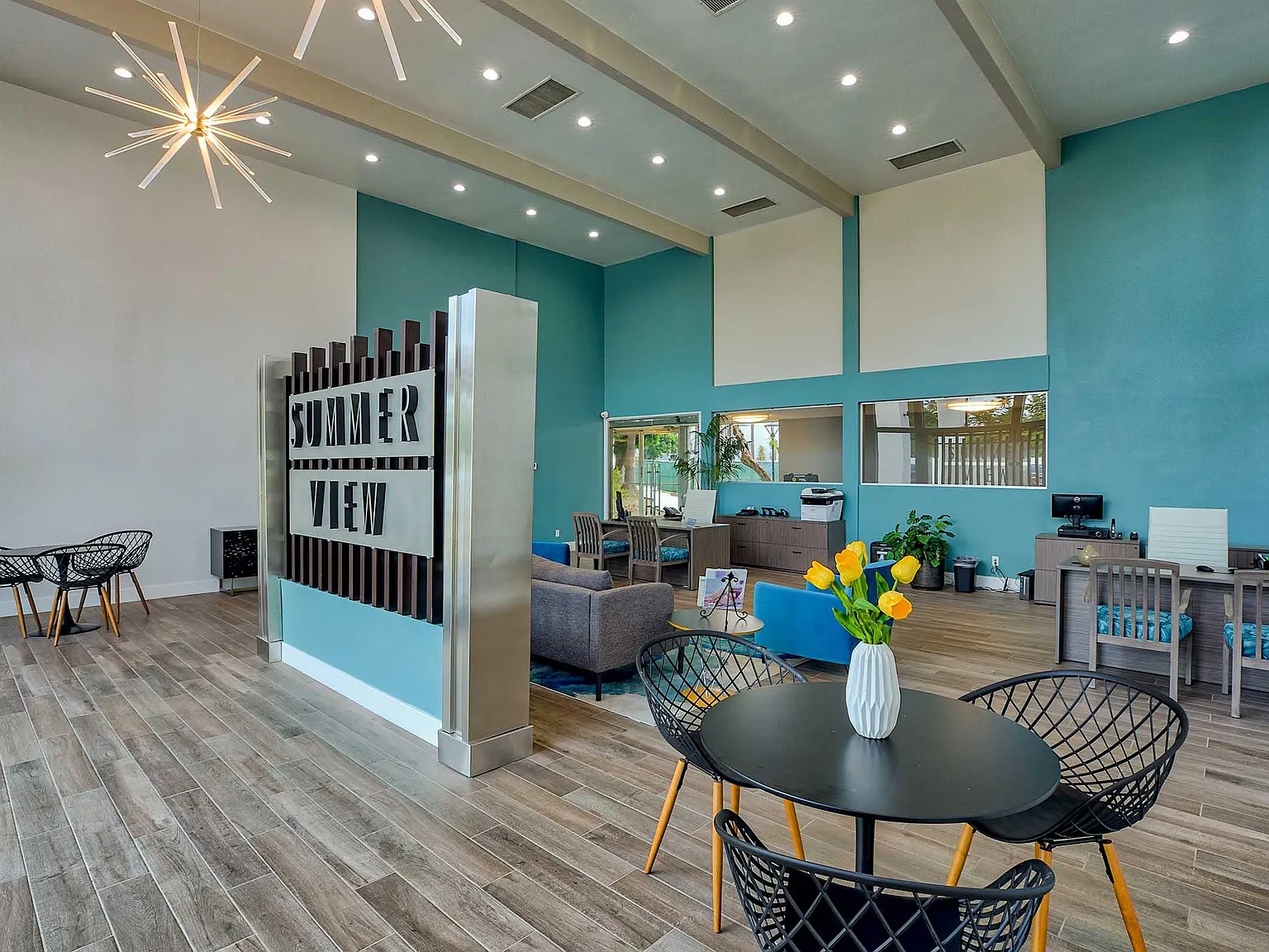 Summerview Beach Resort Luxury Apartments — Photo 2