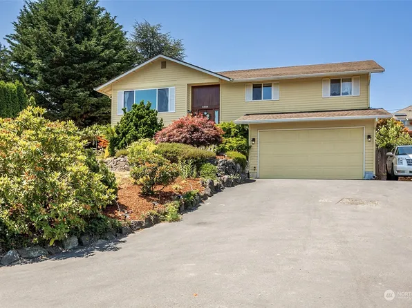 6804 47th Avenue E, Tacoma, WA 98443