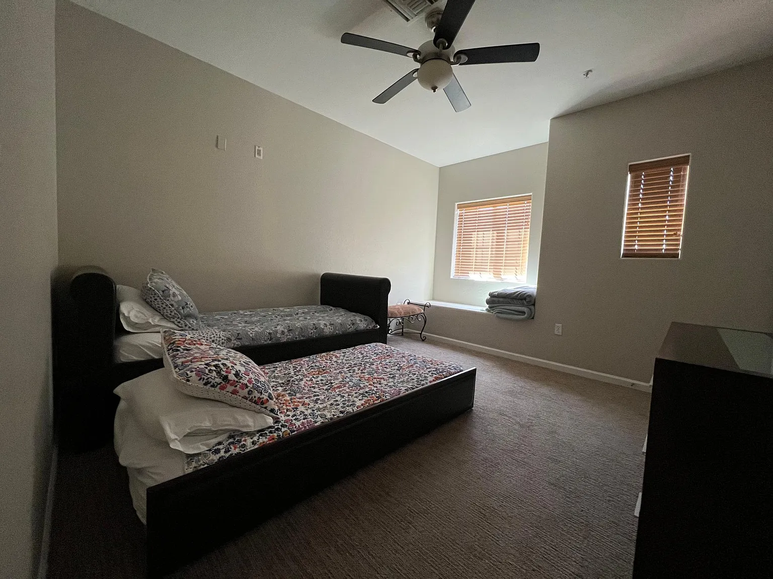 E Rough Rider Rd, Phoenix — Photo 4