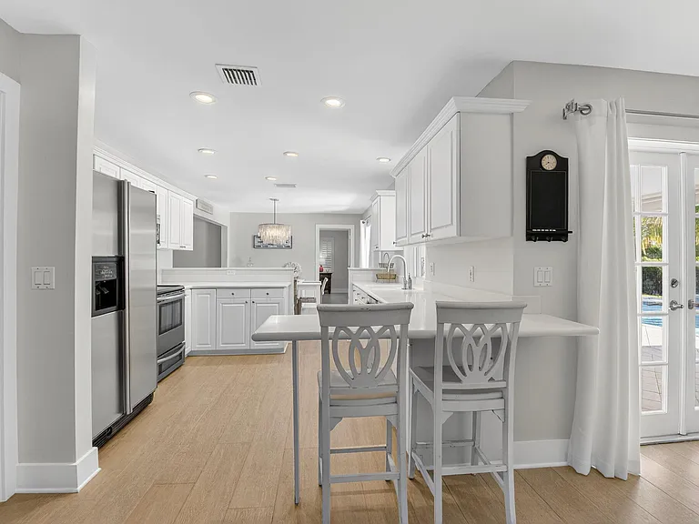 4690 Palo Verde Dr — Photo 11