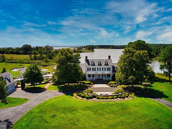 3rd image of 5289 Ferry Neck Rd