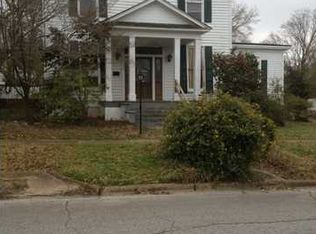 155 W Gholson Ave, Holly Springs, MS 38635