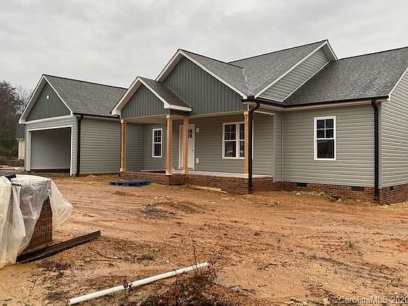3rd image of 143 Swann Crossing Ln #27