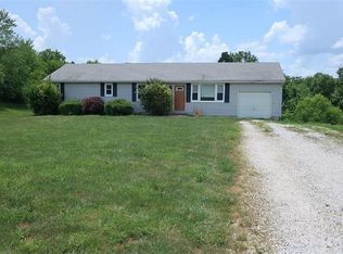 595 Saint Marys Rd, Villa Ridge, MO 63089