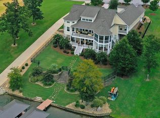 236 Gardenia Dr, Ninety Six, SC 29666