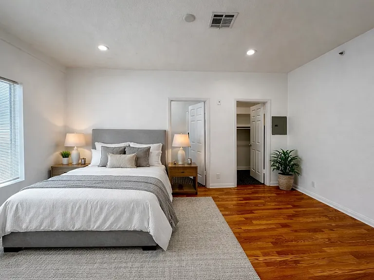 227 N Adams St #6 — Photo 13