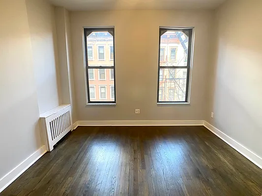 Rented by Tourma Realty LLC | media 9