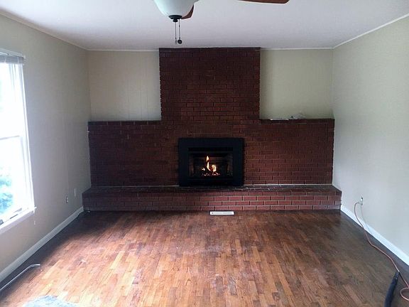 3rd image of 31447 Santa Fe Dr