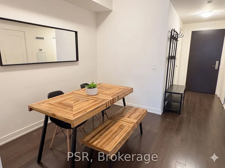 330 Richmond St W #820 — Photo 8