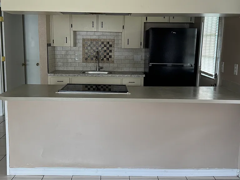 212 Mary Catherine Ct #212 — Photo 3