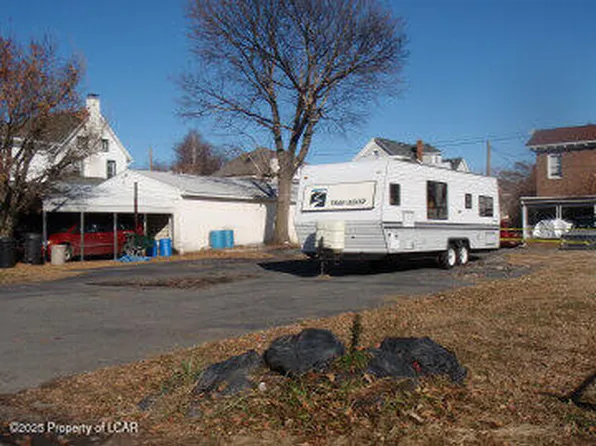 333 Stanton St, Pittston, PA 18643