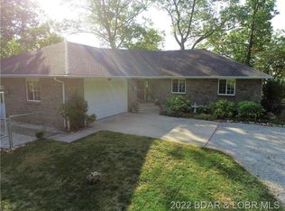 678 Genes Point Rd, Camdenton, MO 65020