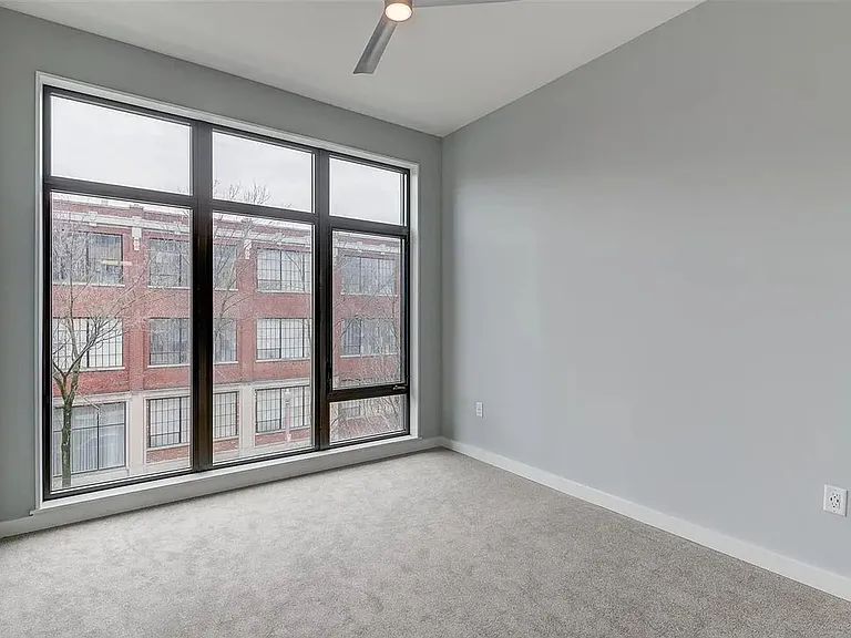 4101 Laclede Ave #312 — Photo 27