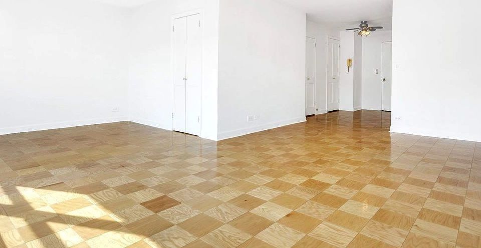 2nd image of 315 W 20th St #5