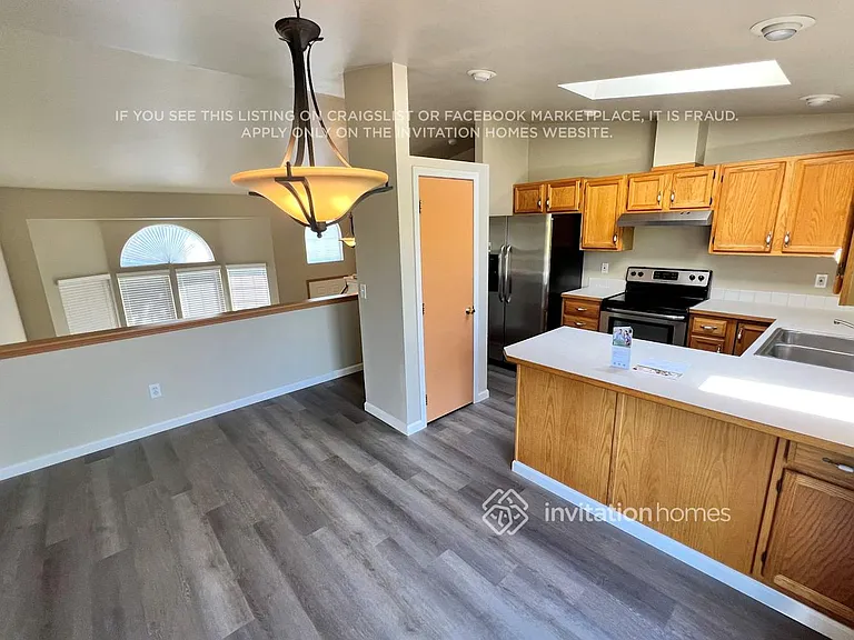 6316 56th Dr NE — Photo 7