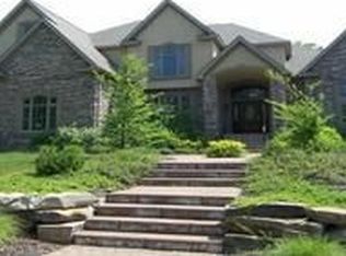 1000 Sandspring Rd, Bear Creek, PA 18702