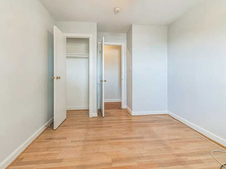 1608 West St SE — Photo 14