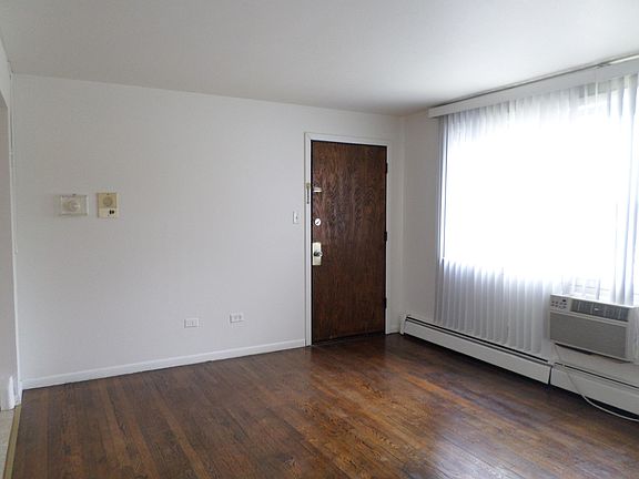 5th image of 14002 S Indiana Ave