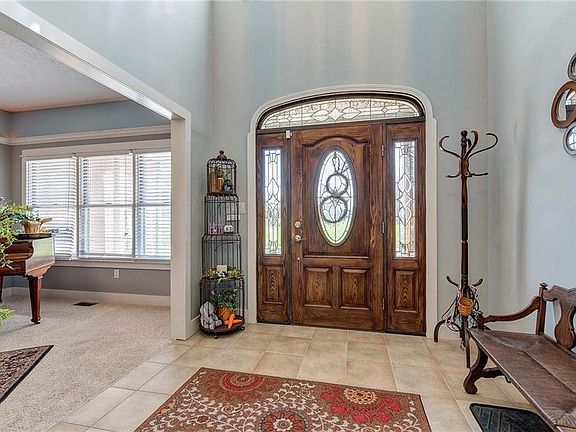 5th image of 2406 Shana Jane Dr