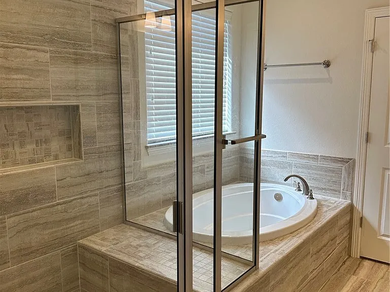 15605 Long Creek Ln — Photo 17