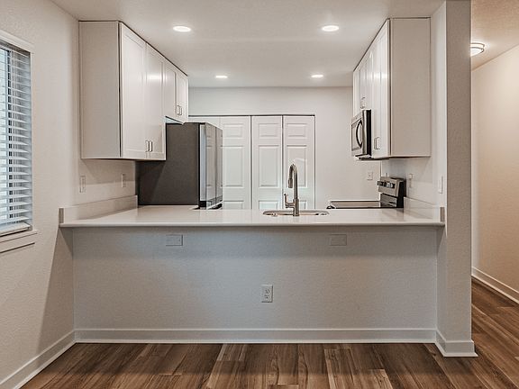 Living Room - Kitchen