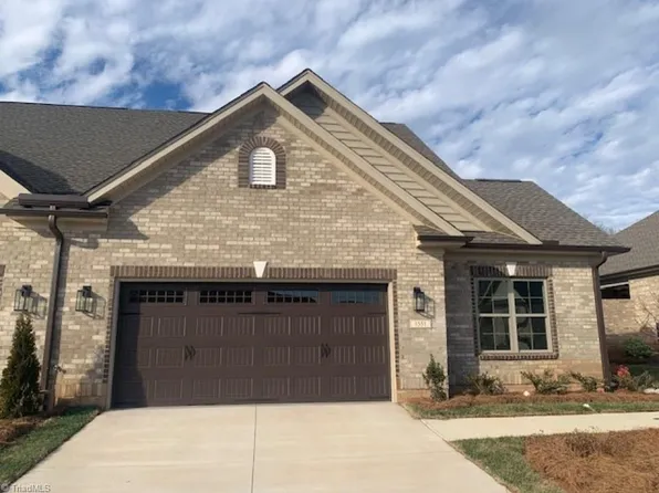 1551 Oakbluffs Dr, Colfax, NC 27235