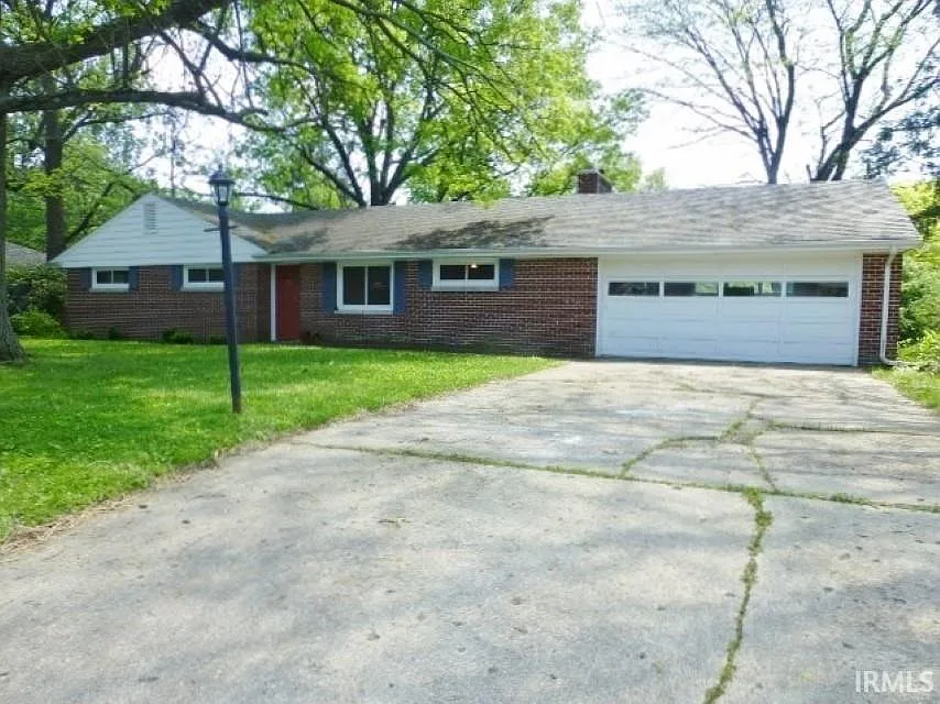 615 Elm Dr