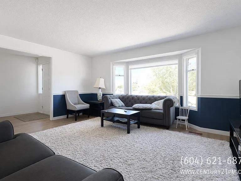 32654 Nootka Close #UPPER — Photo 3